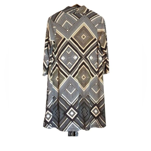 Charming Charlie patterned tie waist dress‎ - Picture 6 of 8